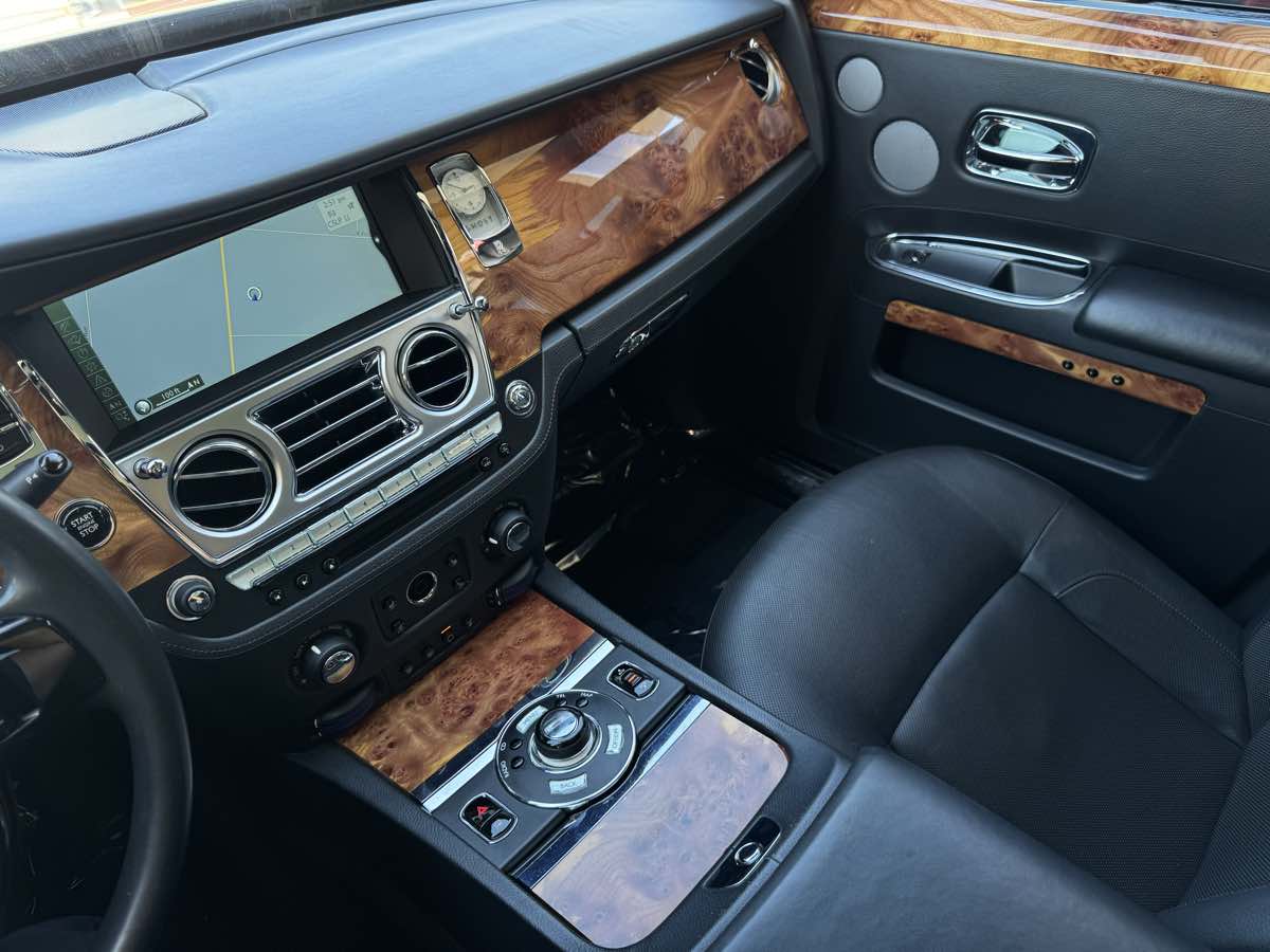 2011 Rolls Royce Ghost photo 16