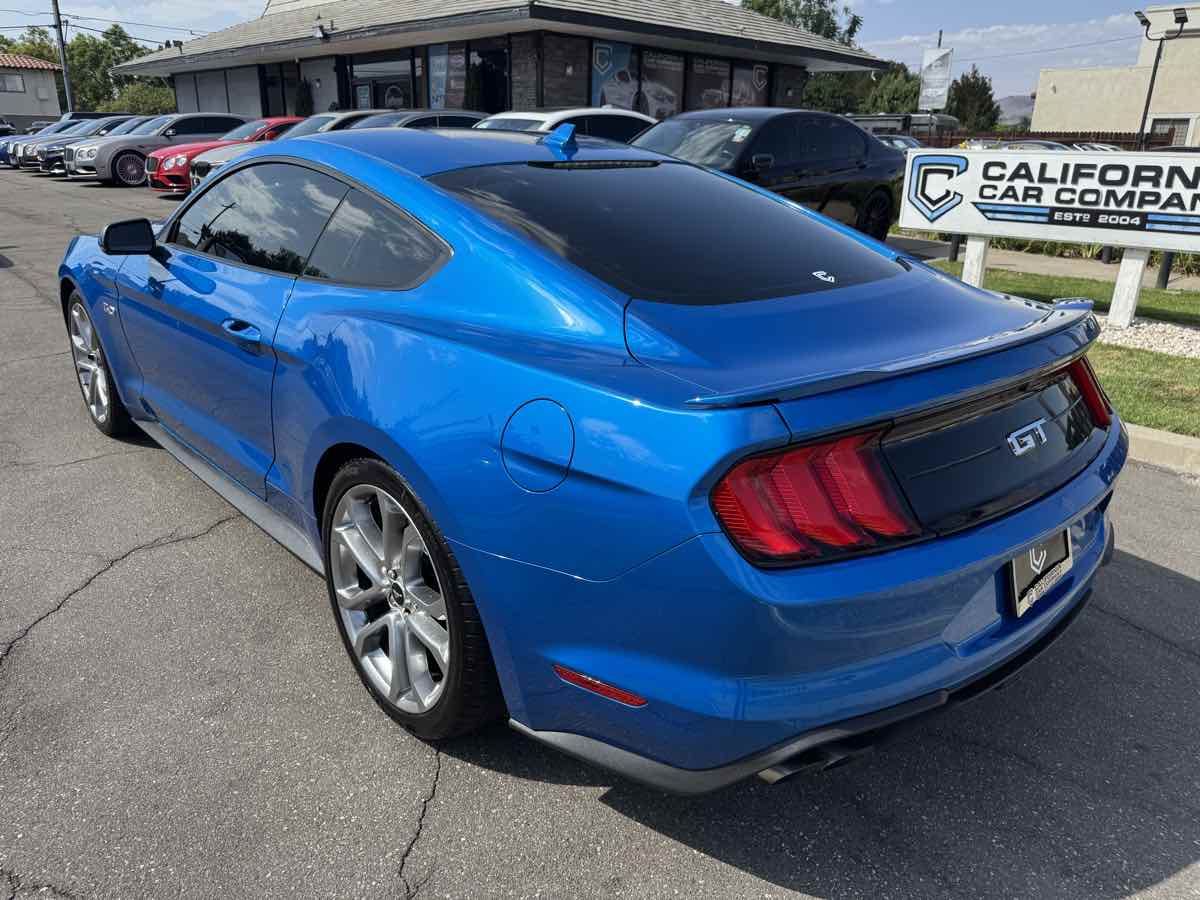 2020 Ford Mustang GT Premium photo 3