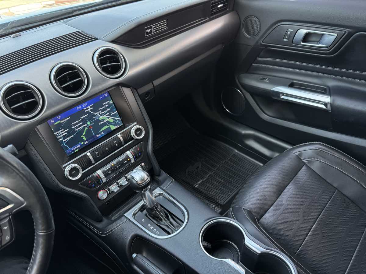2020 Ford Mustang GT Premium photo 16
