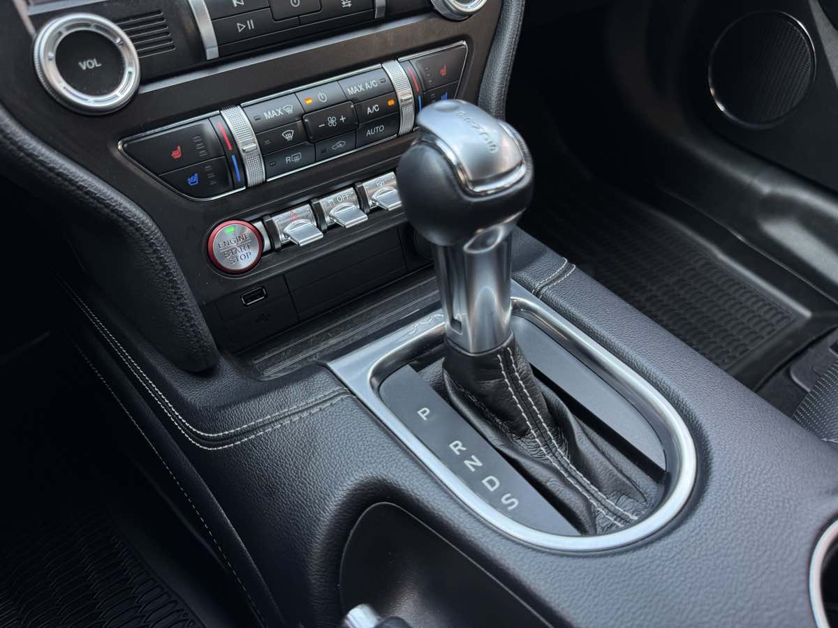 2020 Ford Mustang GT Premium photo 17