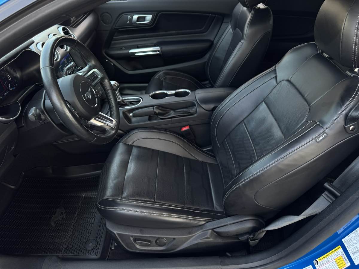 2020 Ford Mustang GT Premium photo 14