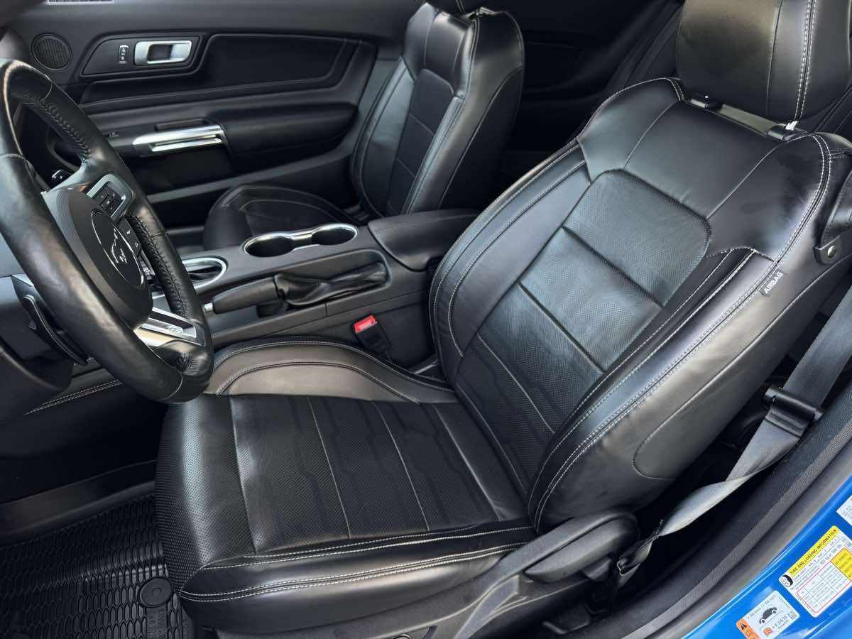 2020 Ford Mustang GT Premium photo 18