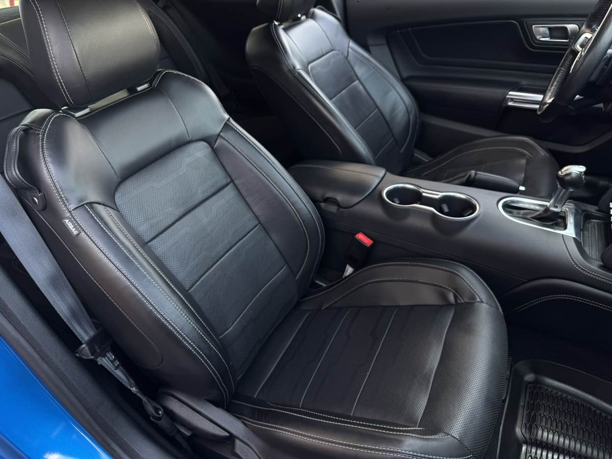 2020 Ford Mustang GT Premium photo 21