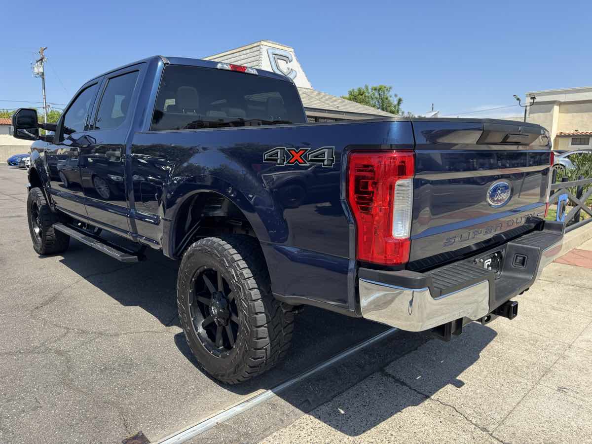 2019 Ford F-250 XLT photo 5