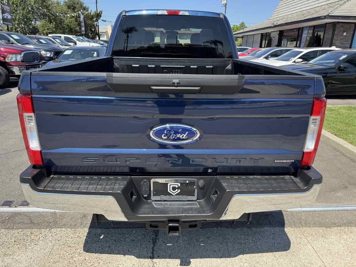 2019 Ford F-250 XLT photo 6