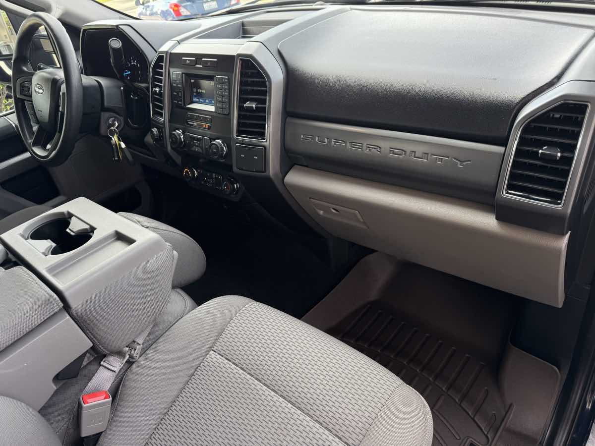 2019 Ford F-250 XLT photo 22