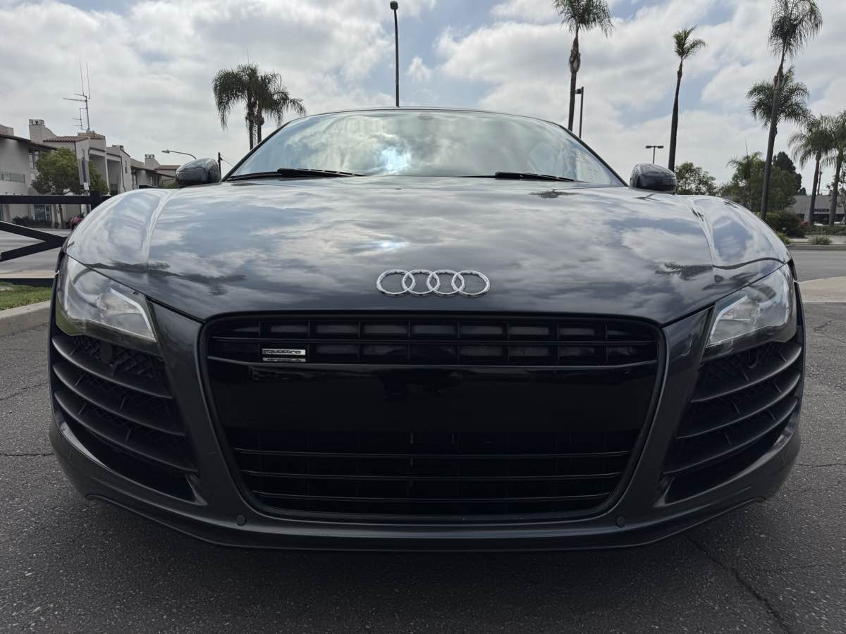 2010 Audi R8 4.2 photo 12