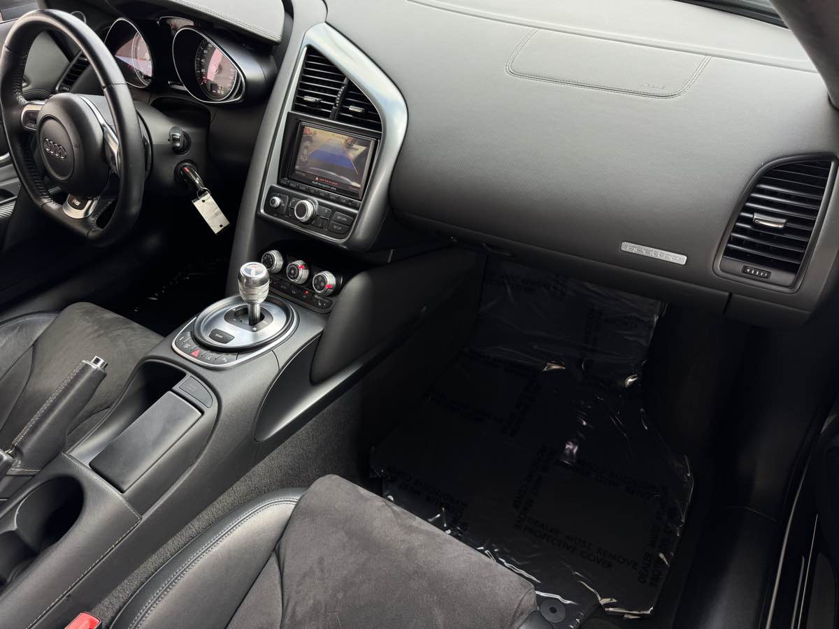 2010 Audi R8 4.2 photo 20