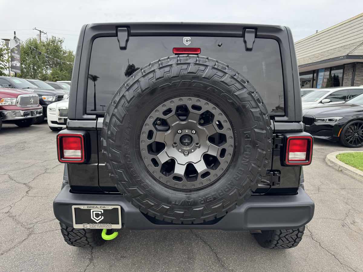 2020 Jeep Wrangler Unlimited Willys photo 4
