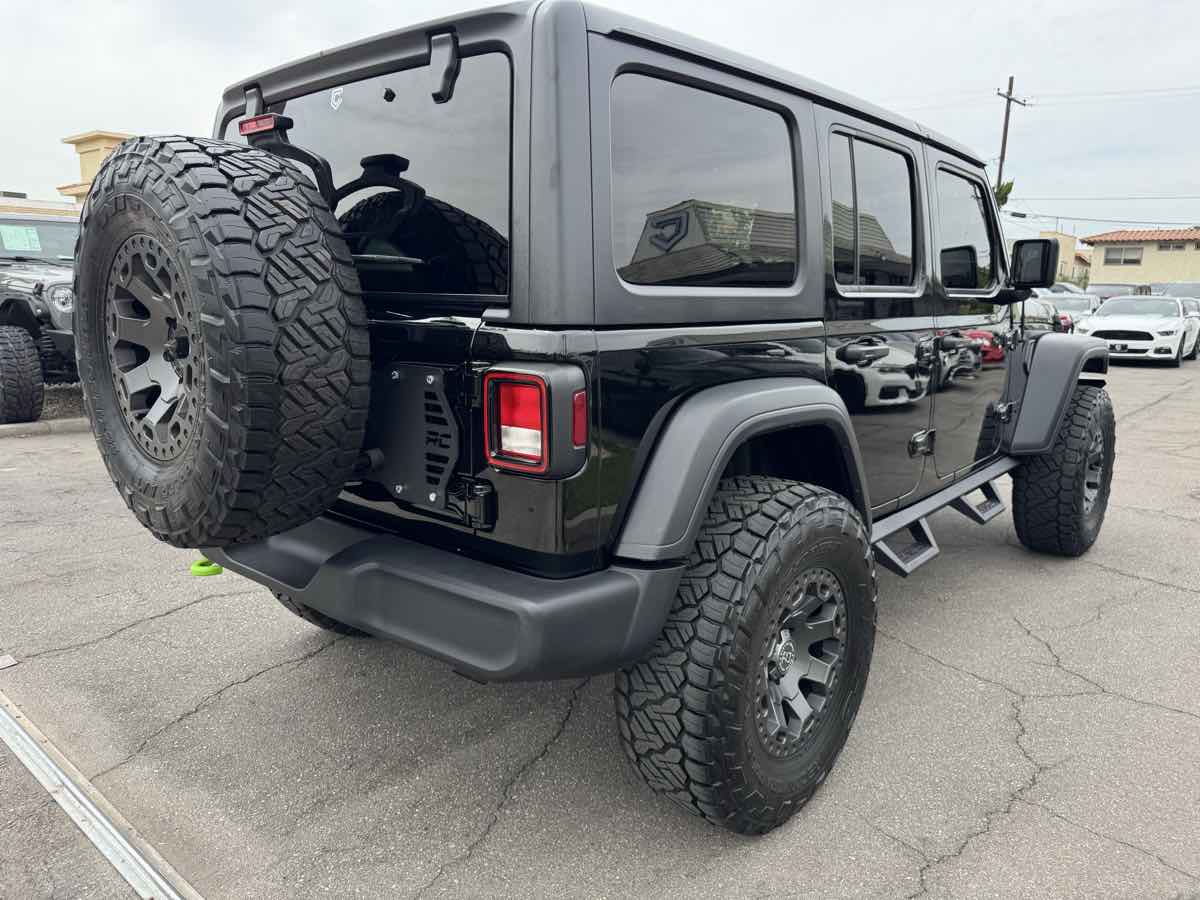 2020 Jeep Wrangler Unlimited Willys photo 6