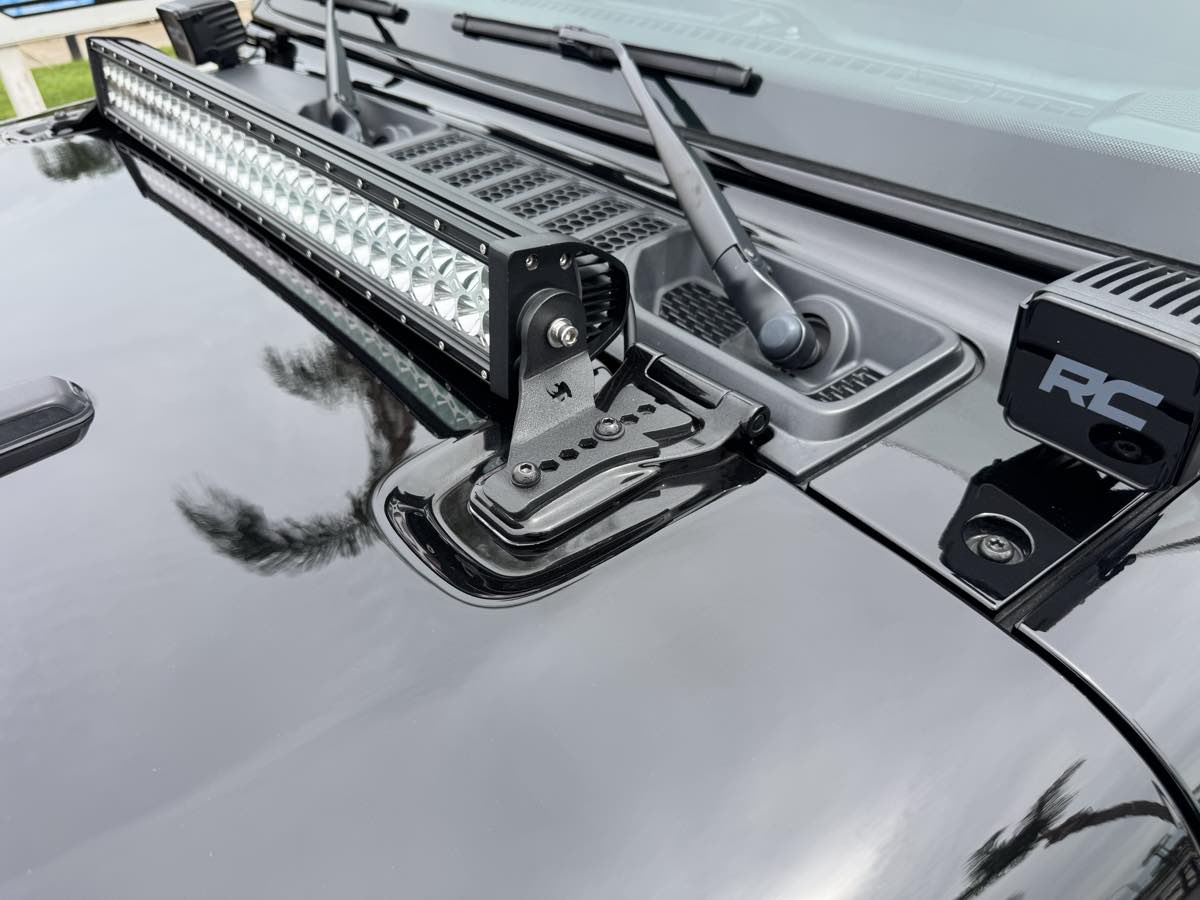 2020 Jeep Wrangler Unlimited Willys photo 24