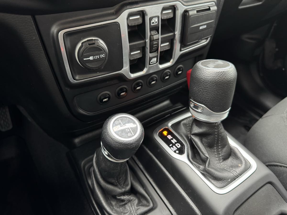 2020 Jeep Wrangler Unlimited Willys photo 26