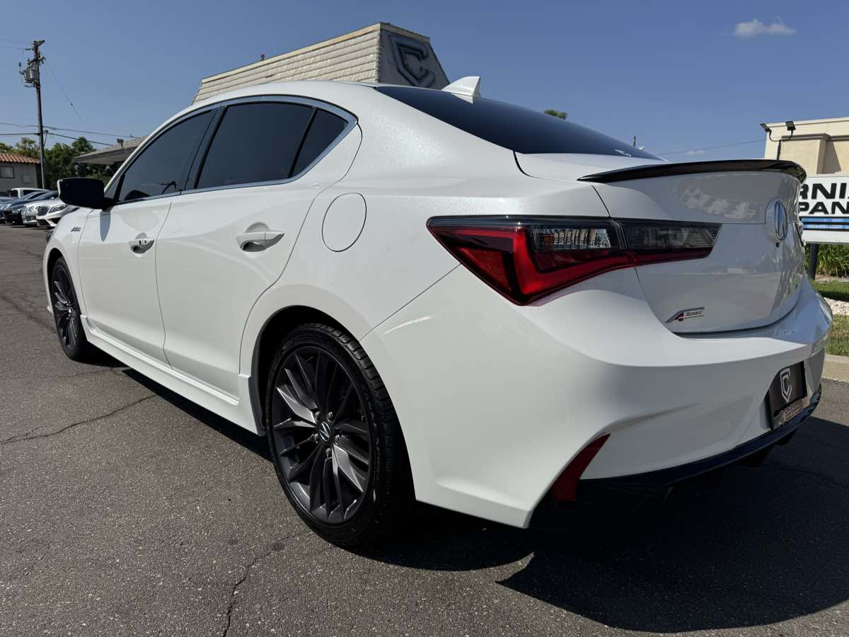 2019 Acura ILX Premium Technology A-Spec photo 4