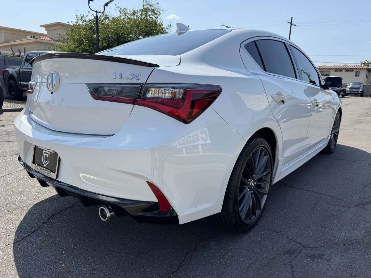 2019 Acura ILX Premium Technology A-Spec photo 8