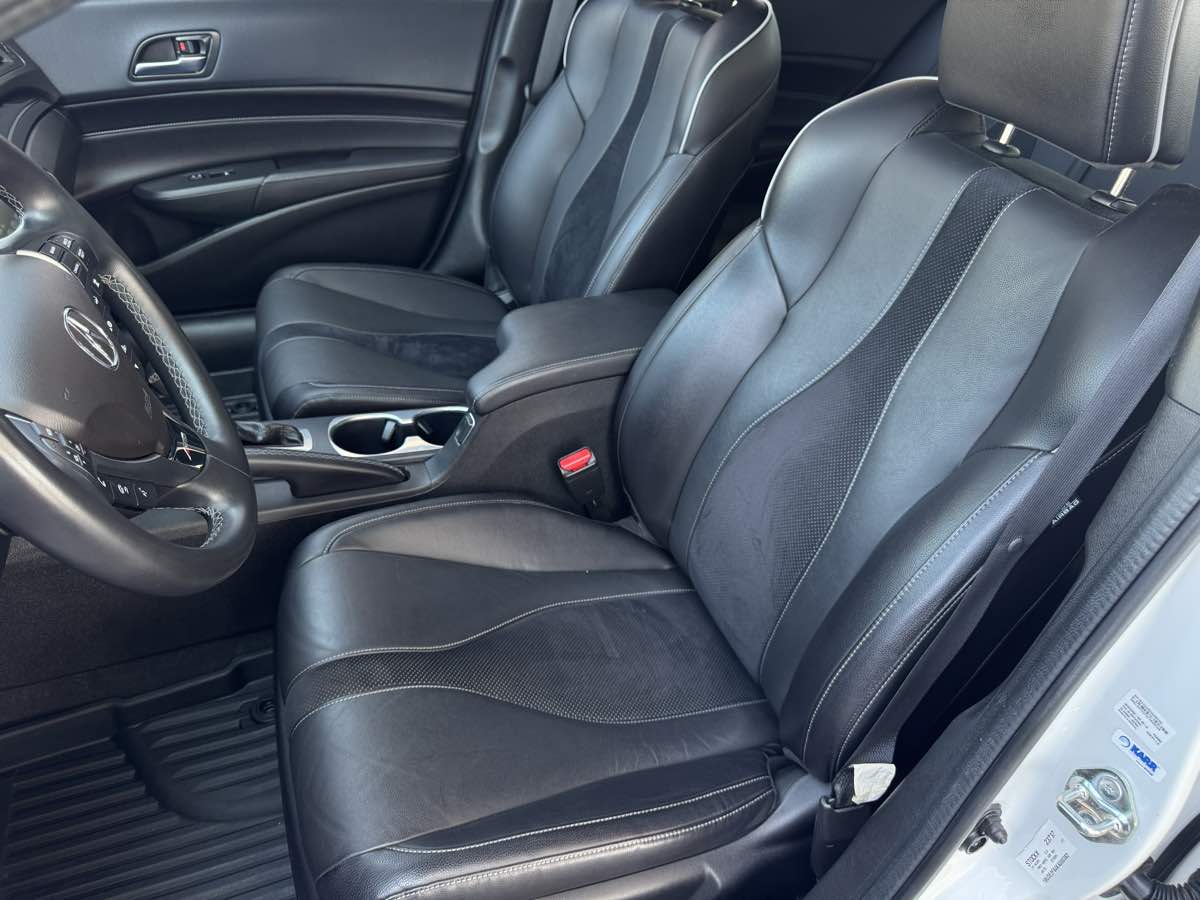2019 Acura ILX Premium Technology A-Spec photo 16