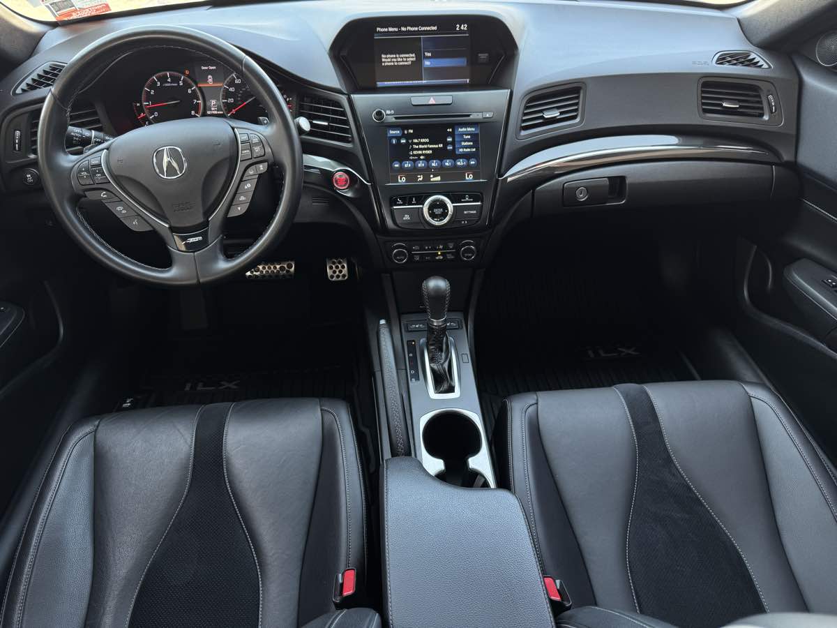 2019 Acura ILX Premium Technology A-Spec photo 18