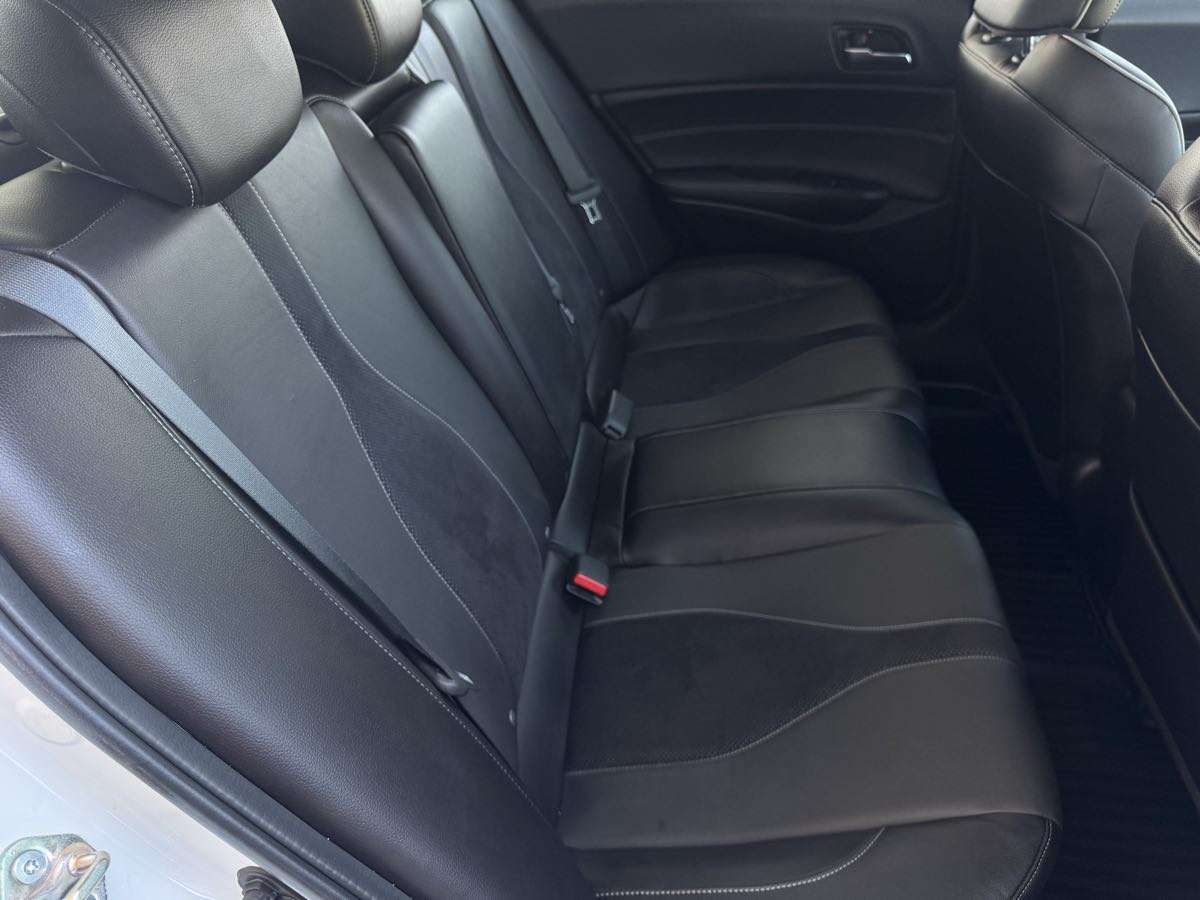 2019 Acura ILX Premium Technology A-Spec photo 19