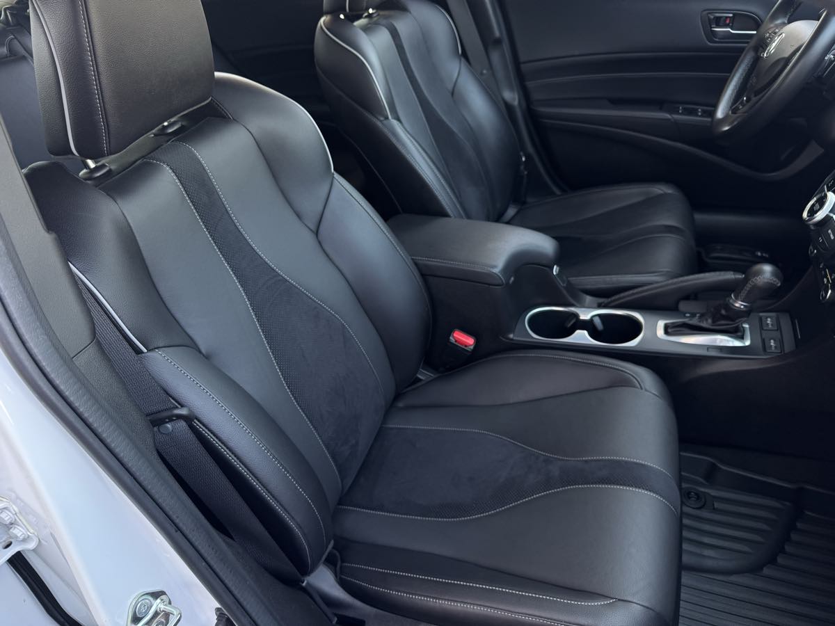 2019 Acura ILX Premium Technology A-Spec photo 22