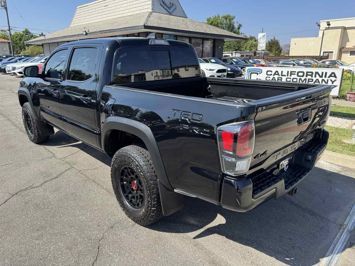 2022 Toyota Tacoma TRD Pro photo 3