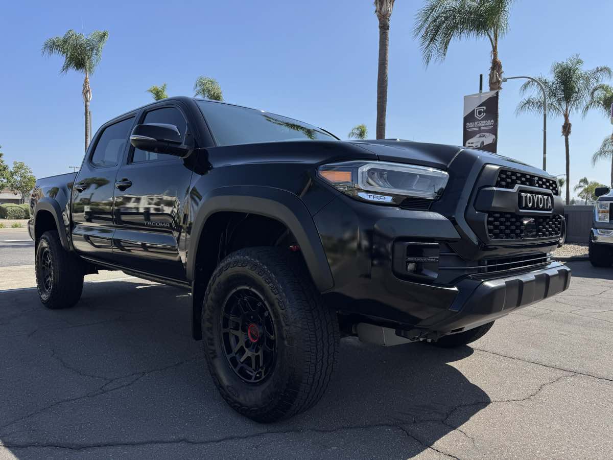 2022 Toyota Tacoma TRD Pro photo 9