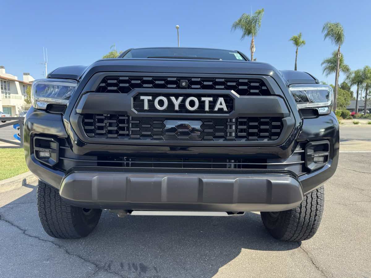 2022 Toyota Tacoma TRD Pro photo 12