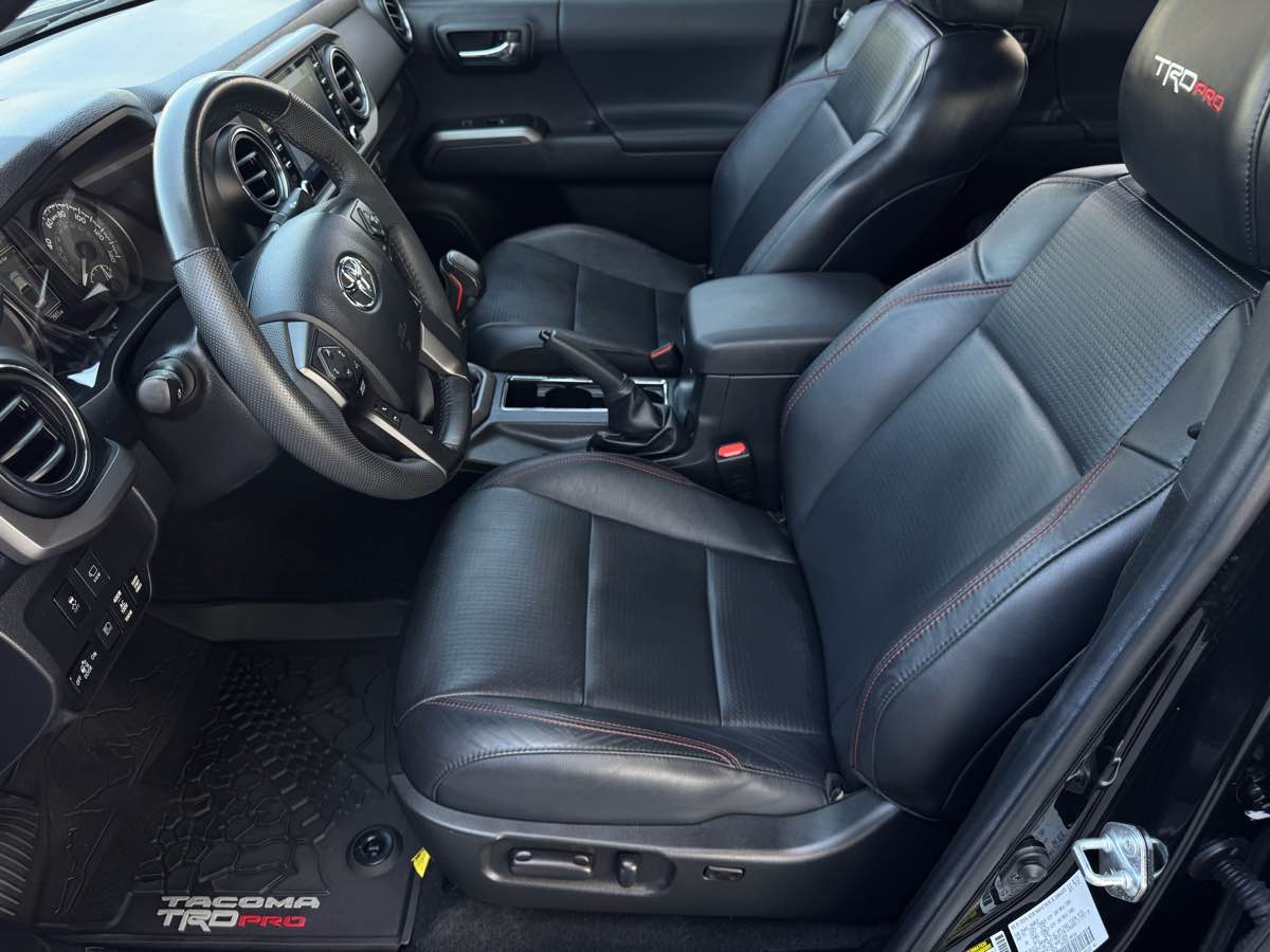 2022 Toyota Tacoma TRD Pro photo 14