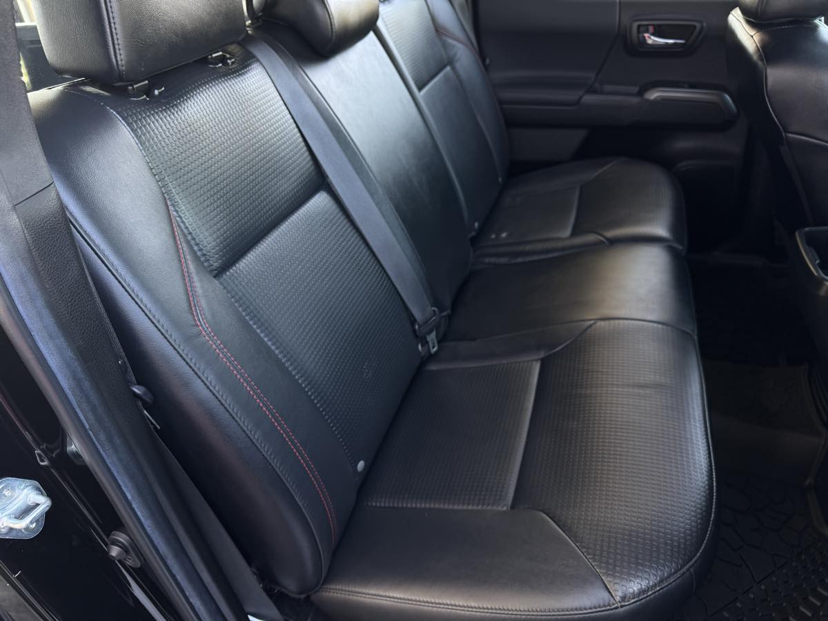 2022 Toyota Tacoma TRD Pro photo 21
