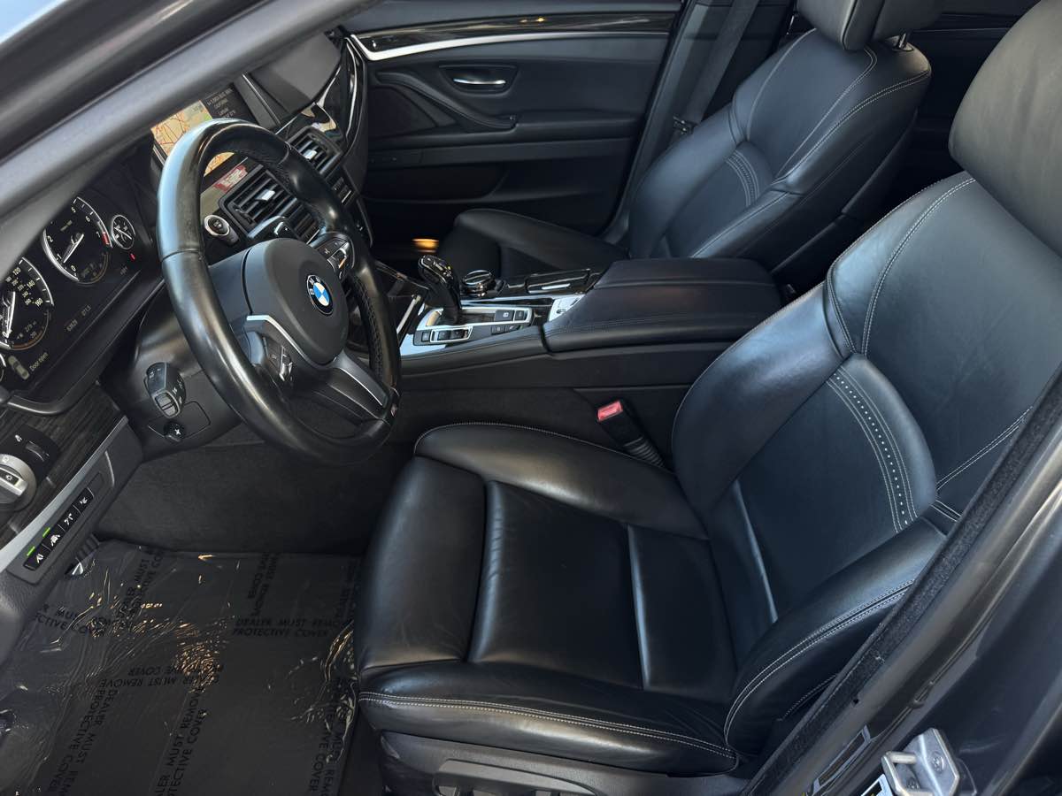 2016 Bmw 550i 5-Series photo 13