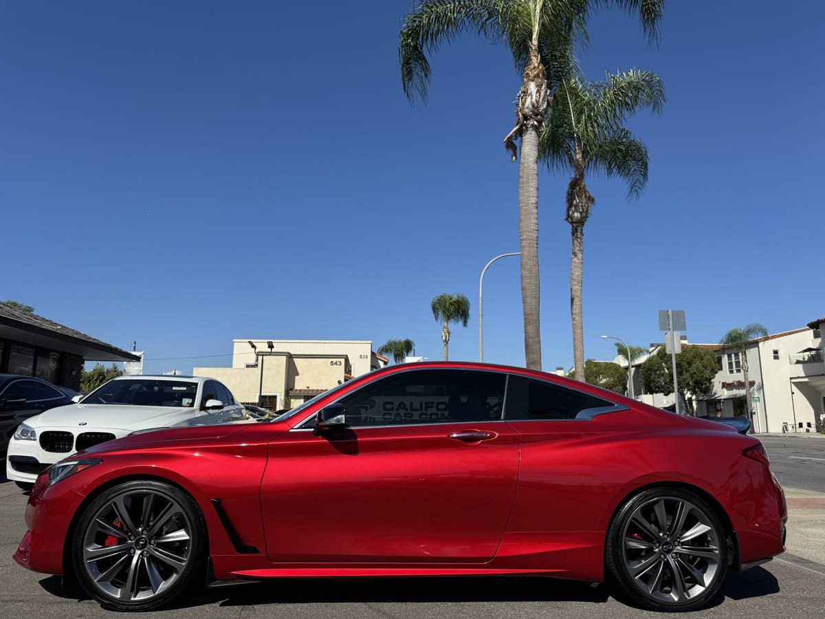 2021 Infiniti Q60 Red Sport 400 photo 2