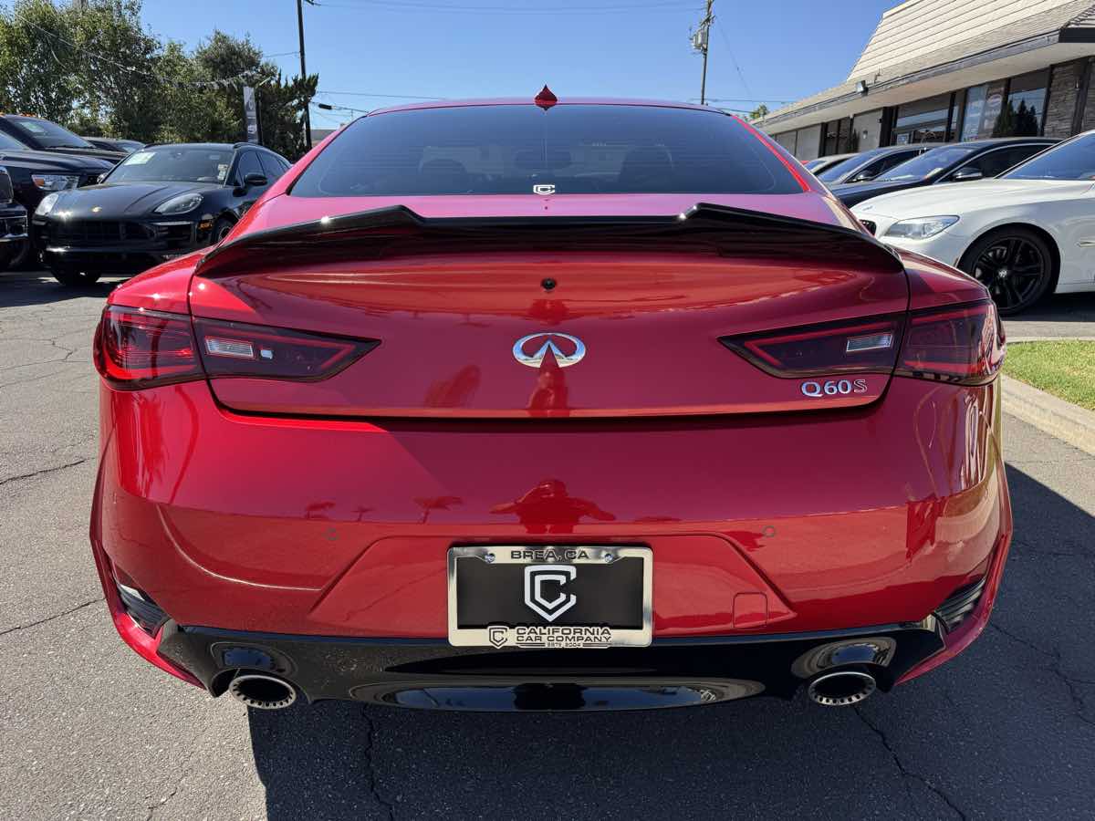 2021 Infiniti Q60 Red Sport 400 photo 6