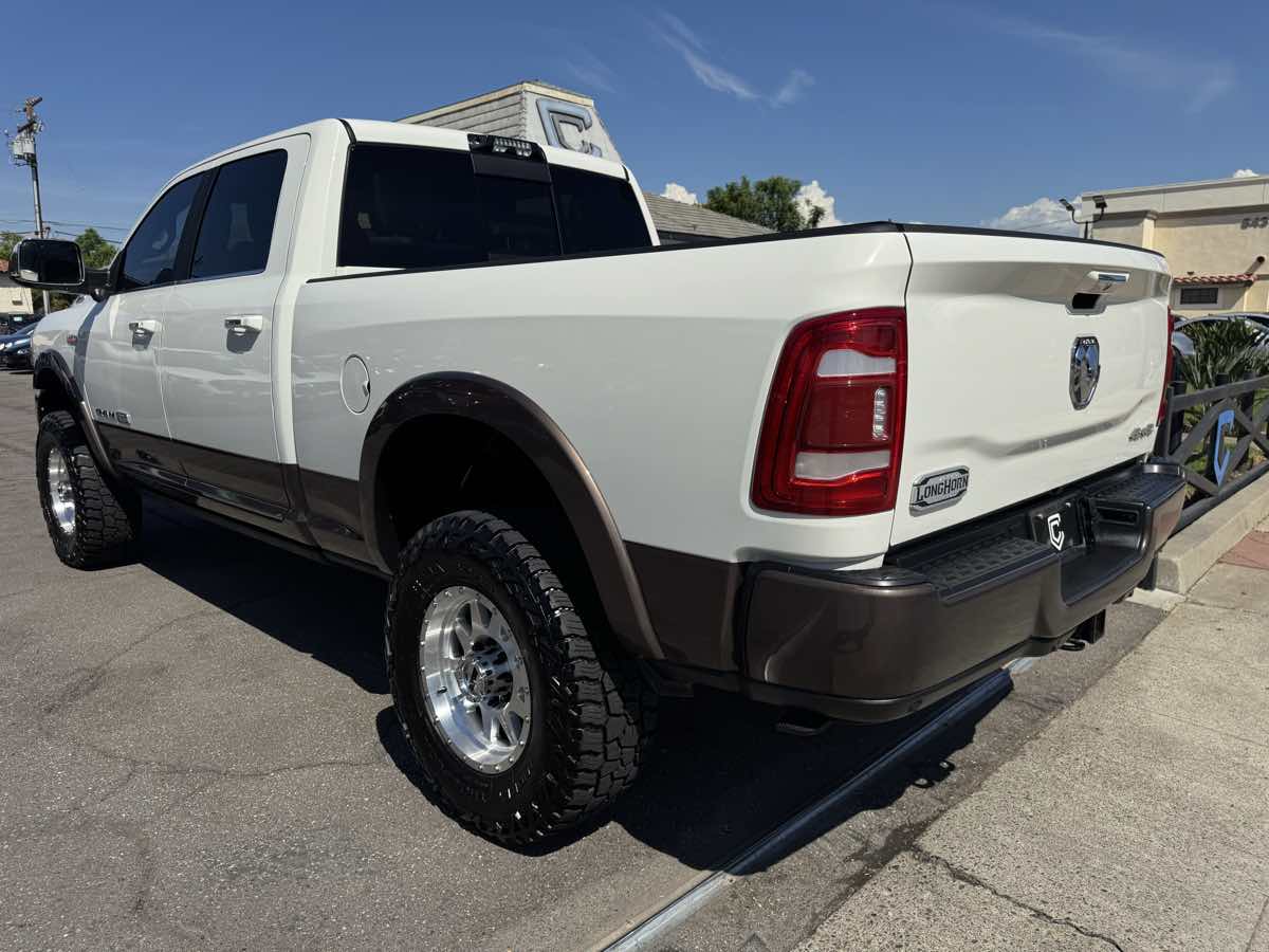 2022 Ram 3500 Longhorn photo 4