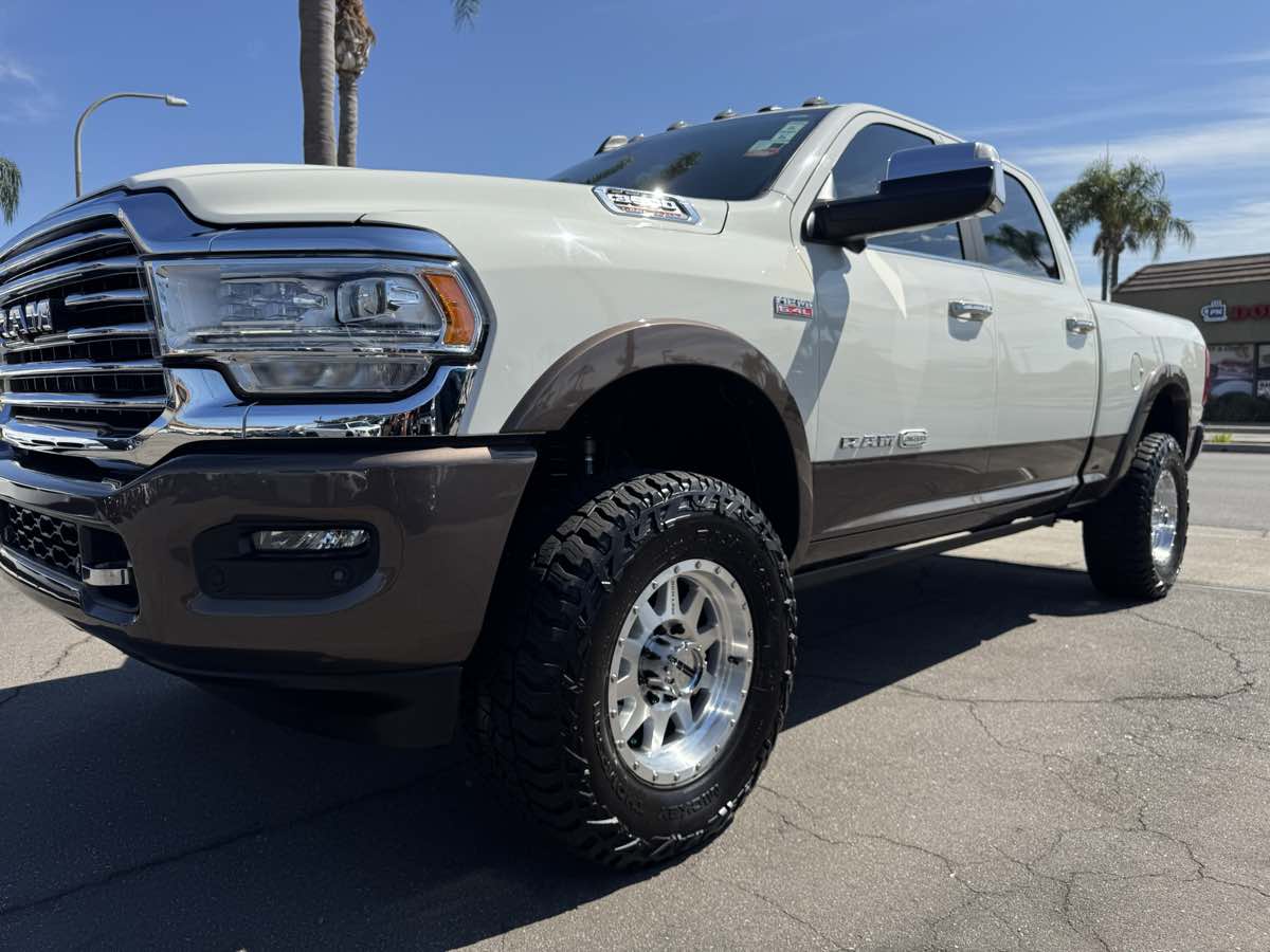 2022 Ram 3500 Longhorn photo 13