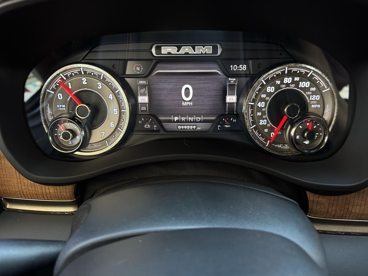 2022 Ram 3500 Longhorn photo 31