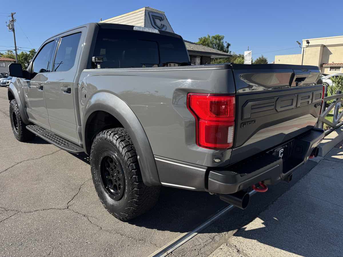 2020 Ford F-150 Raptor photo 4