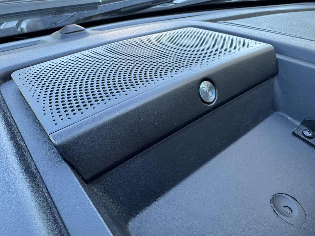 2020 Ford F-150 Raptor photo 28