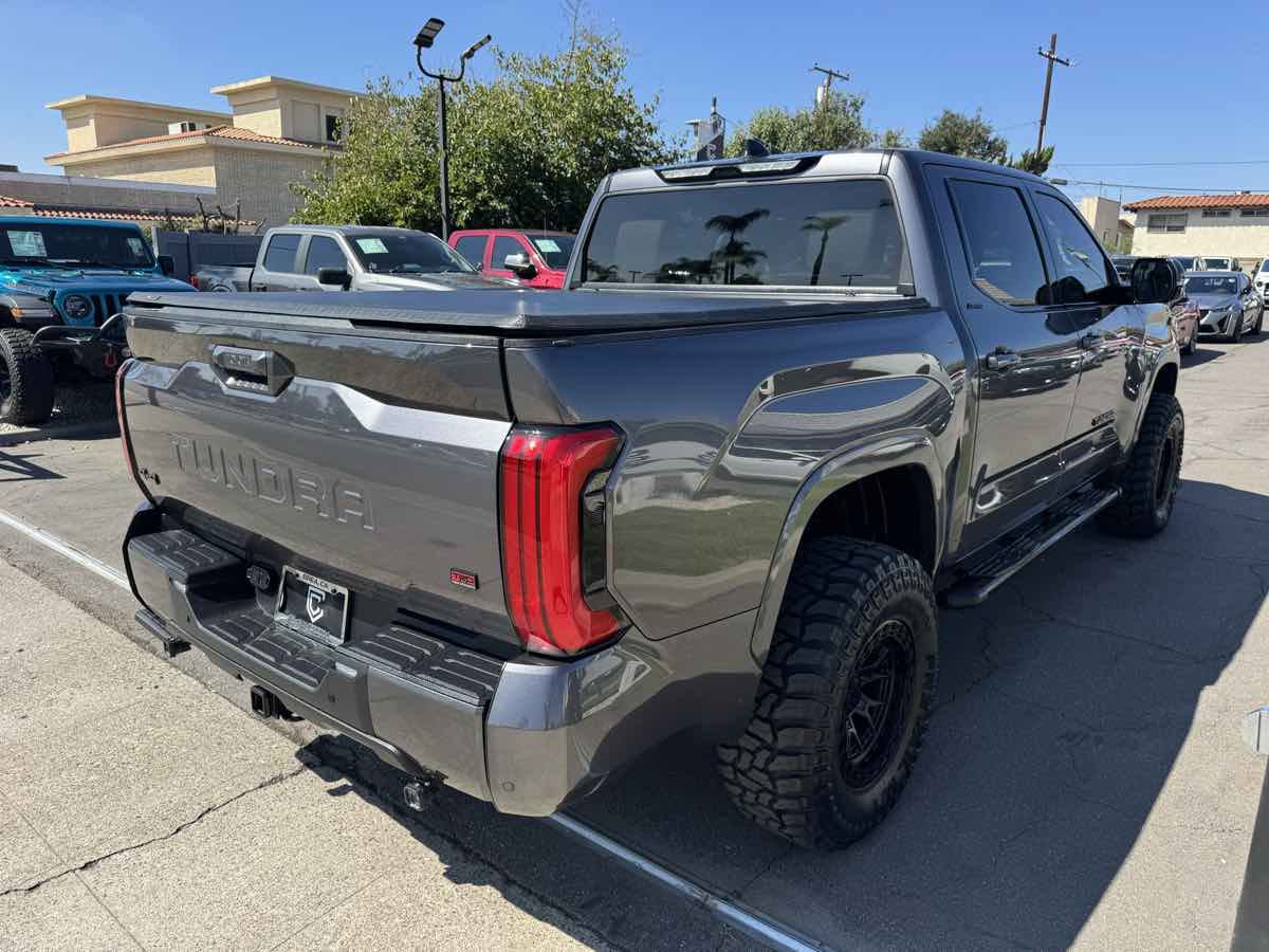 2023 Toyota Tundra Limited TRD photo 7