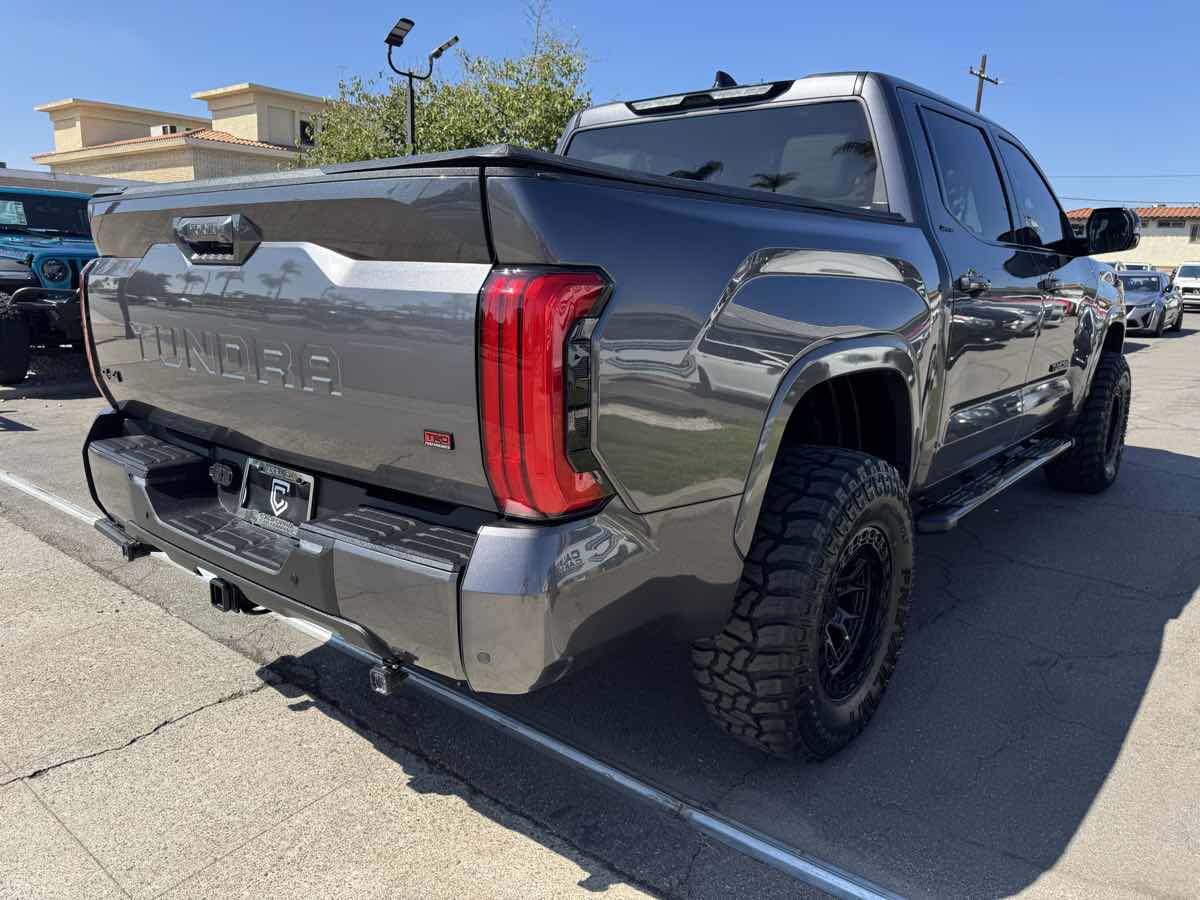 2023 Toyota Tundra Limited TRD photo 8