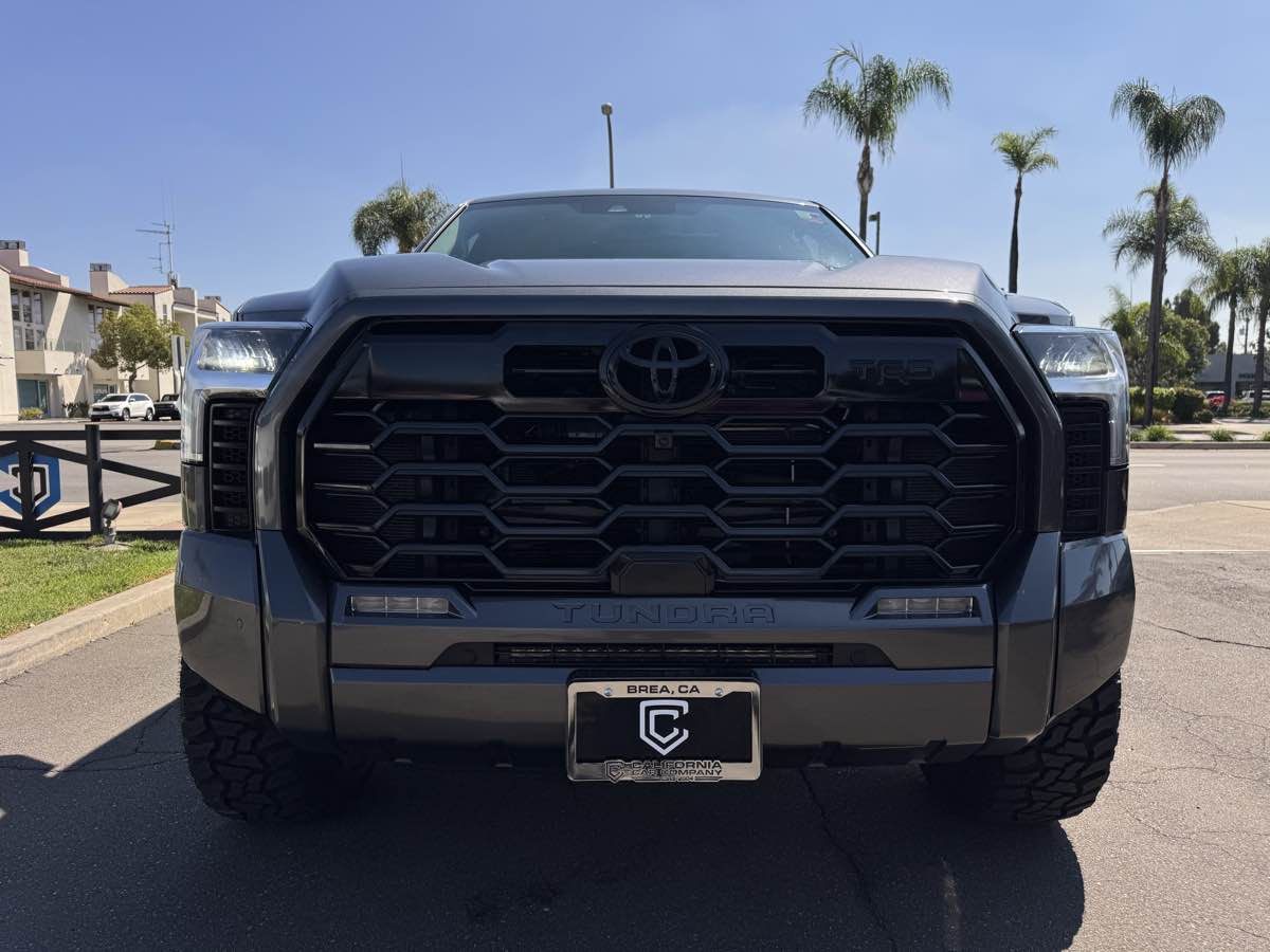 2023 Toyota Tundra Limited TRD photo 12