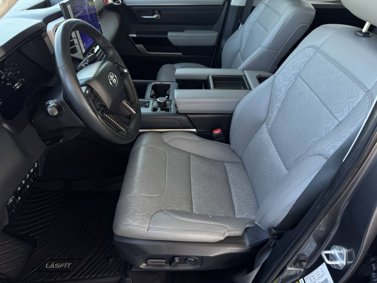 2023 Toyota Tundra Limited TRD photo 14