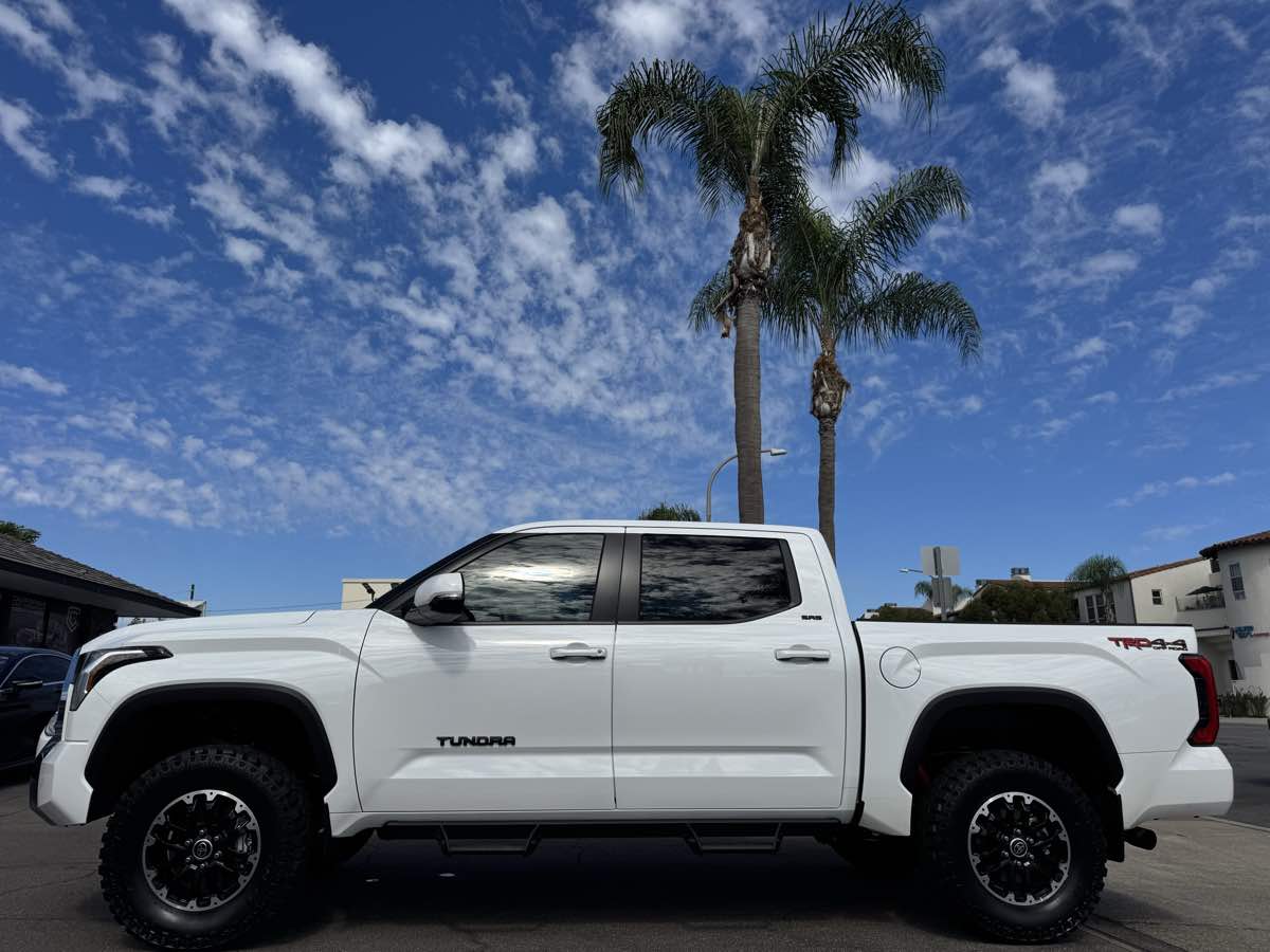 2024 Toyota Tundra SR5 TRD photo 2