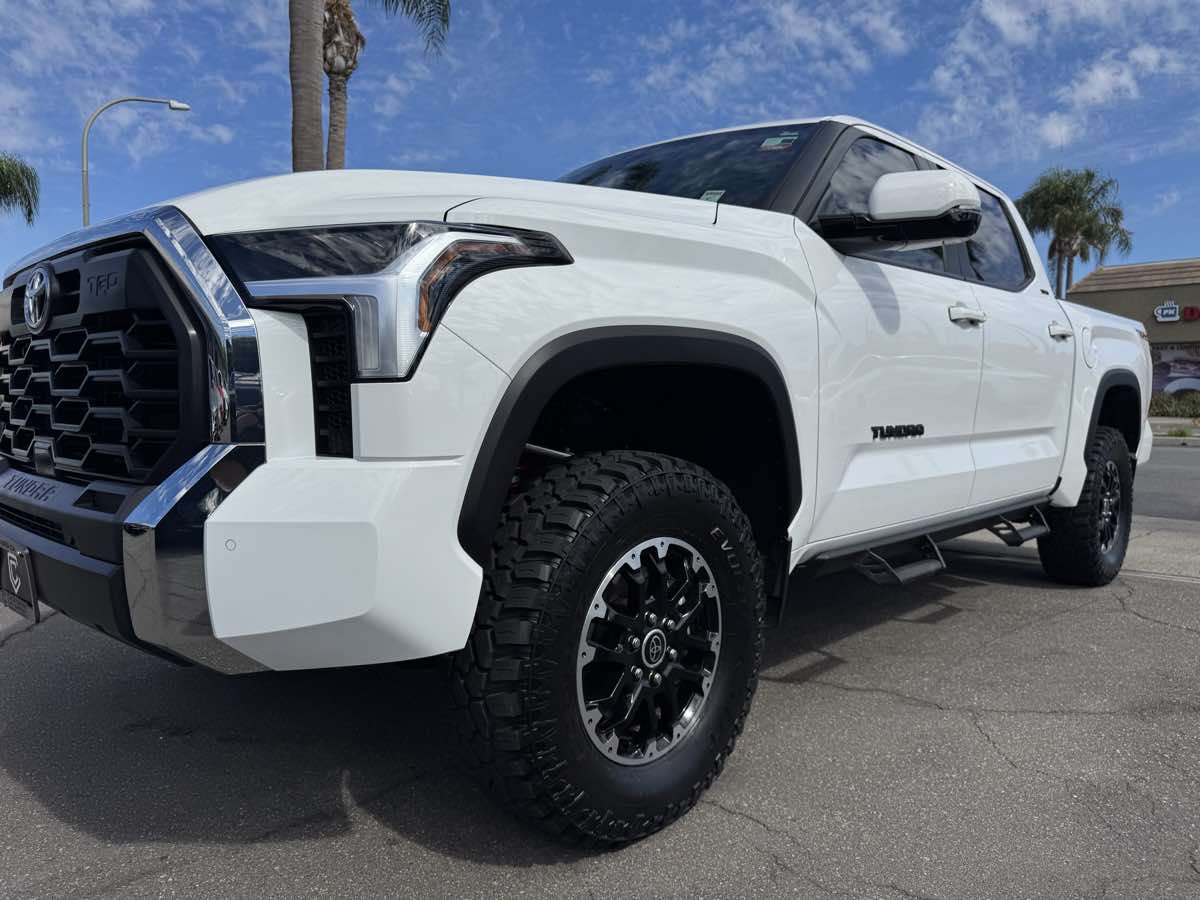 2024 Toyota Tundra SR5 TRD photo 13