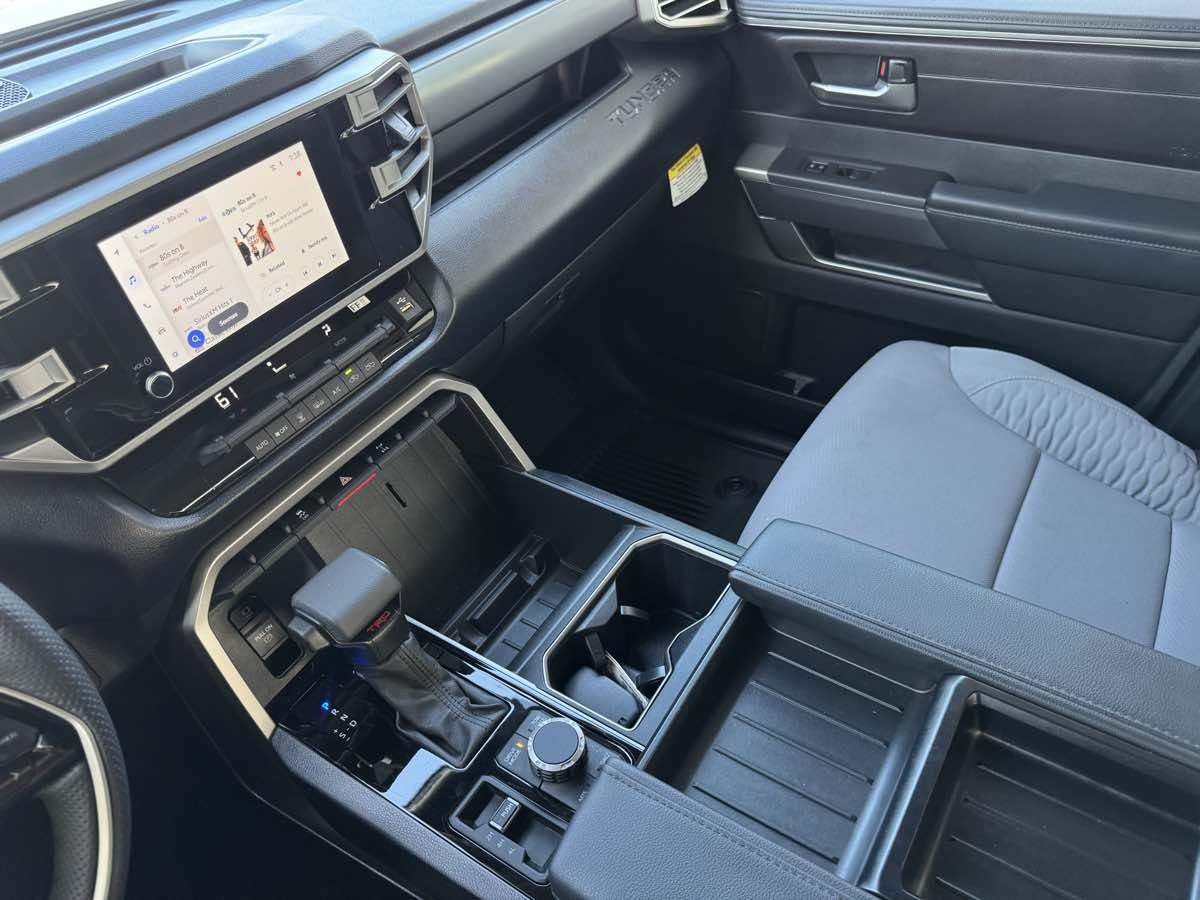 2024 Toyota Tundra SR5 TRD photo 16