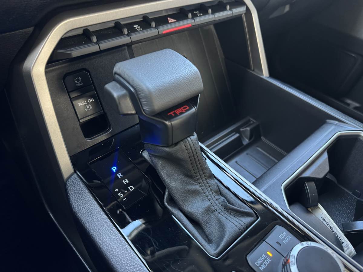 2024 Toyota Tundra SR5 TRD photo 17