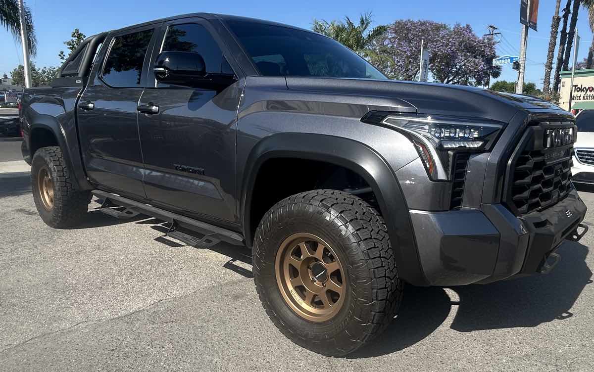 2024 Toyota Tundra Limited 3.4L 4WD CrewMax 5.5' Bed's photo
