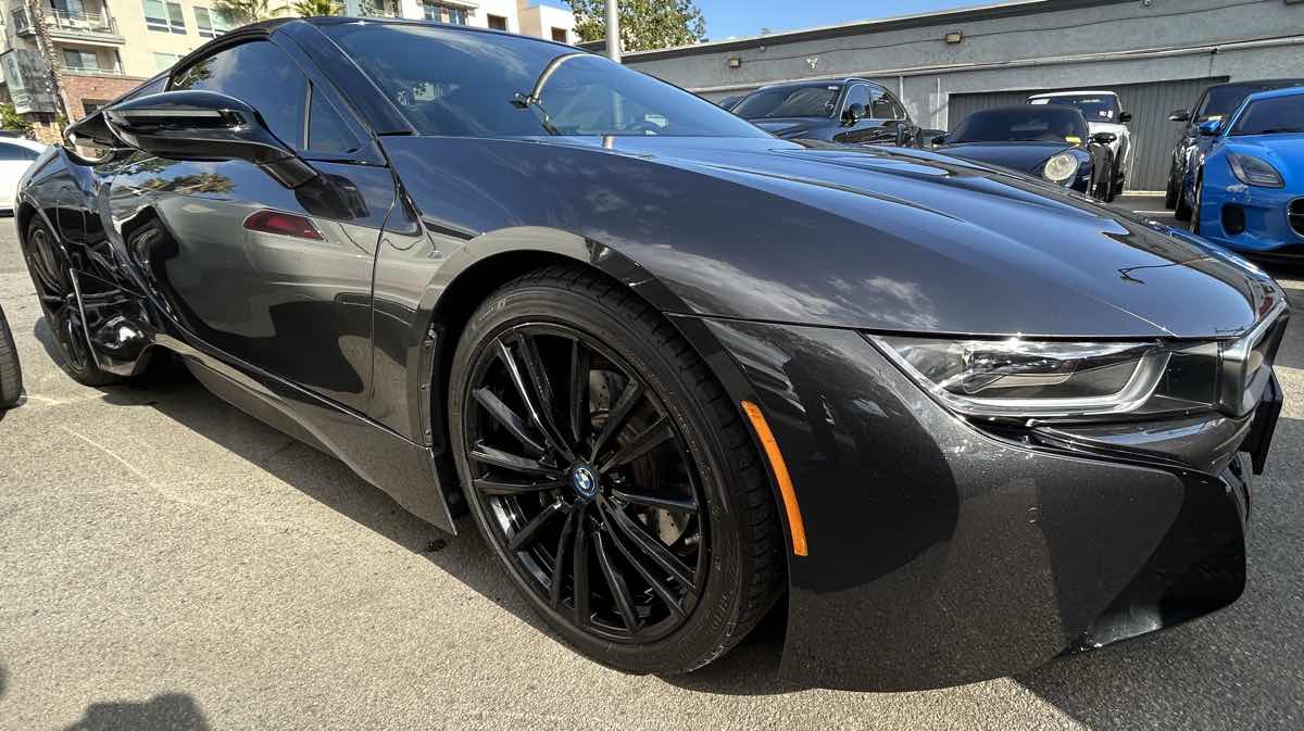 2019 BMW i8 Roadster's photo