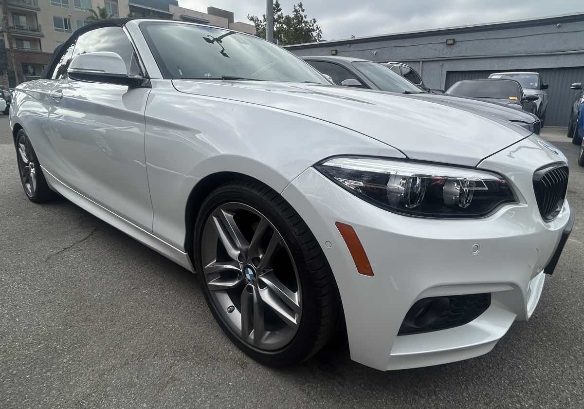 2018 BMW 2 Series 230i Convertible's photo