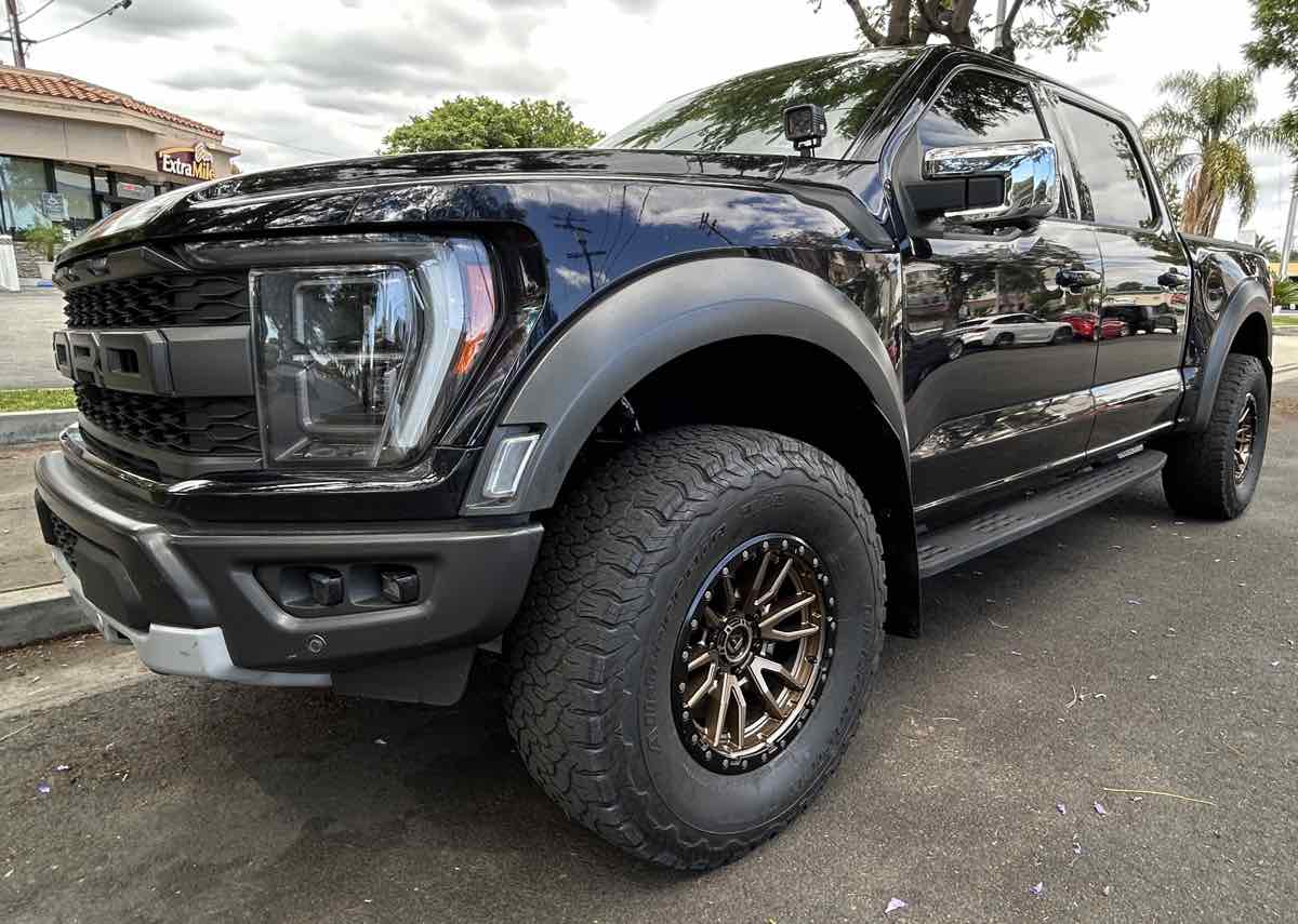 2021 Ford F-150 Raptor 4x4 SuperCrew 5-1/2 Box's photo