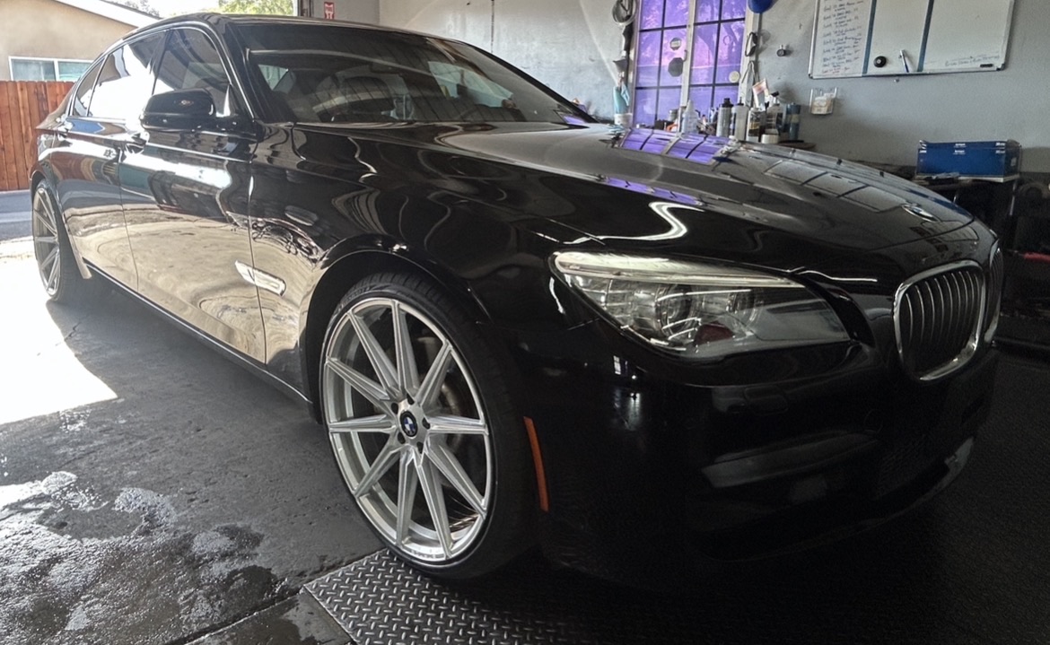 2014 BMW 7 Series 750Li's photo