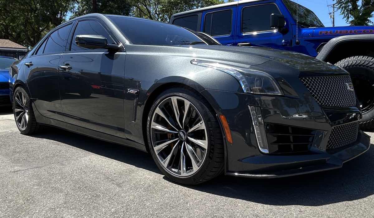 2016 Cadillac CTS-V V RWD's photo
