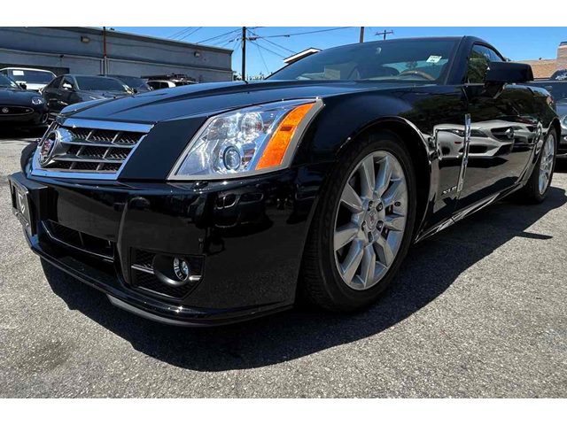Black Raven 2009 Cadillac XLR Platinum Edition RWD Convertible Rear-Wheel Drive Automatic